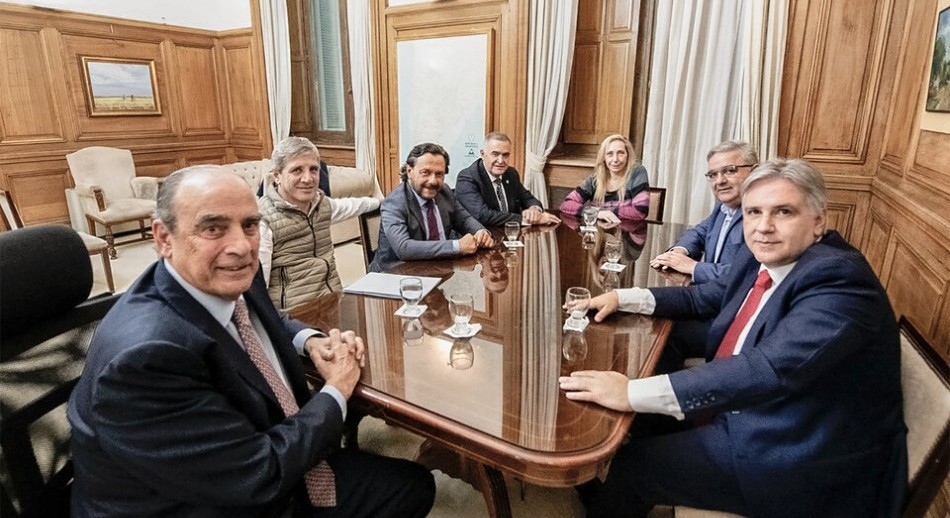 Llaryora confirmó su presencia en Tucumán el 9J y la firma del 