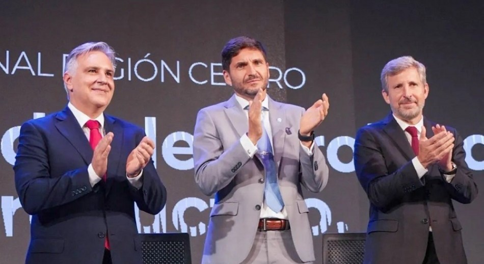 Maximiliano Pullaro, Martín Llaryora y Rogelo Frigerio se mueven con dos velocidades