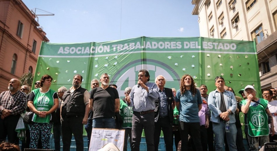 Paro de ATE: El gremio exigió que se negocien paritarias por encima del 95% 